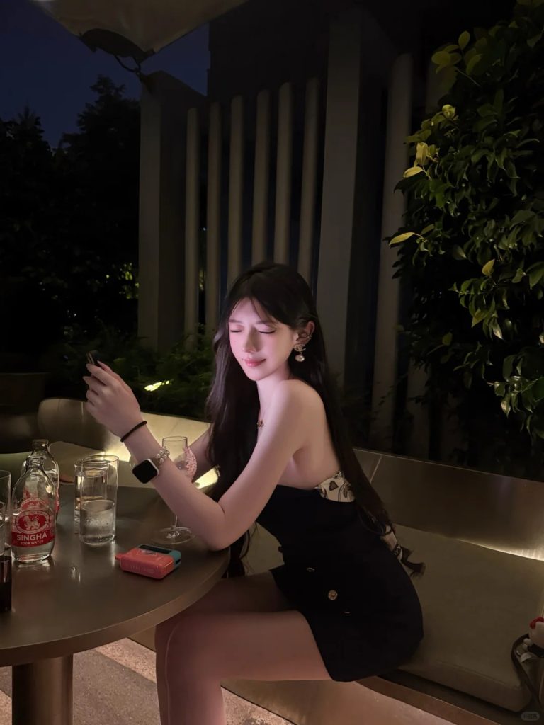 城市生活人物配图